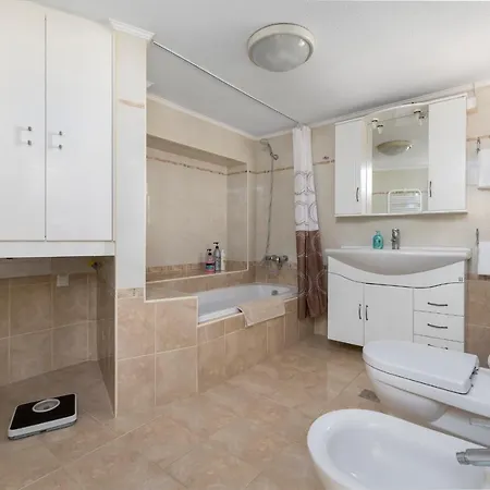 Zephyr Luxury Apartment Rethymno (Crete)